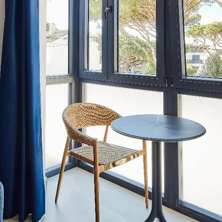 Arena Suit, Con Jacuzzi Privado En Playa De La Barrosa - En Novo Sancti Petri
