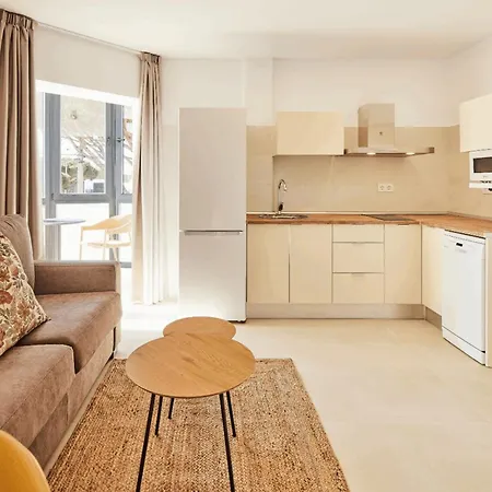 Arena Suit, Con Jacuzzi Privado En Playa De La Barrosa - En * Novo Sancti Petri